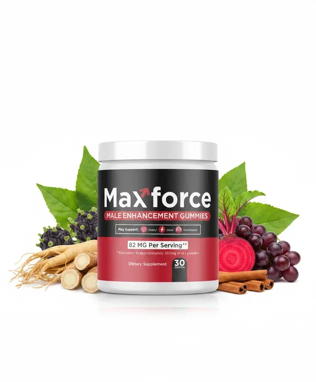 A white-capped Maxforce tub with ginseng root, dark berries, beetroot and cinnamon around it on a white background